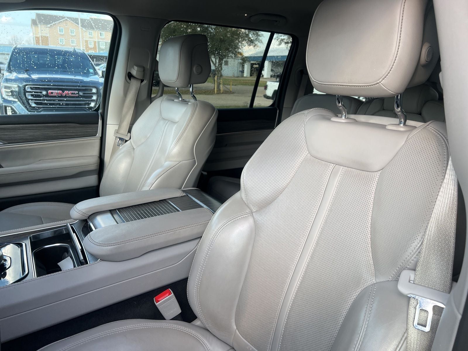 2024 Jeep Wagoneer Series II