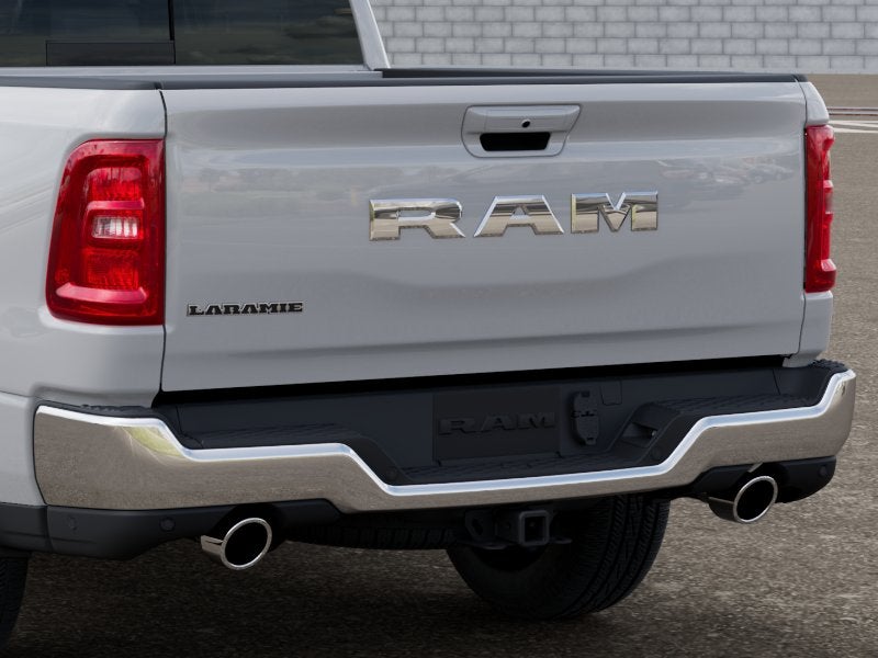 2026 RAM Ram 1500 RAM 1500 LARAMIE CREW CAB 4X2 5'7' BOX