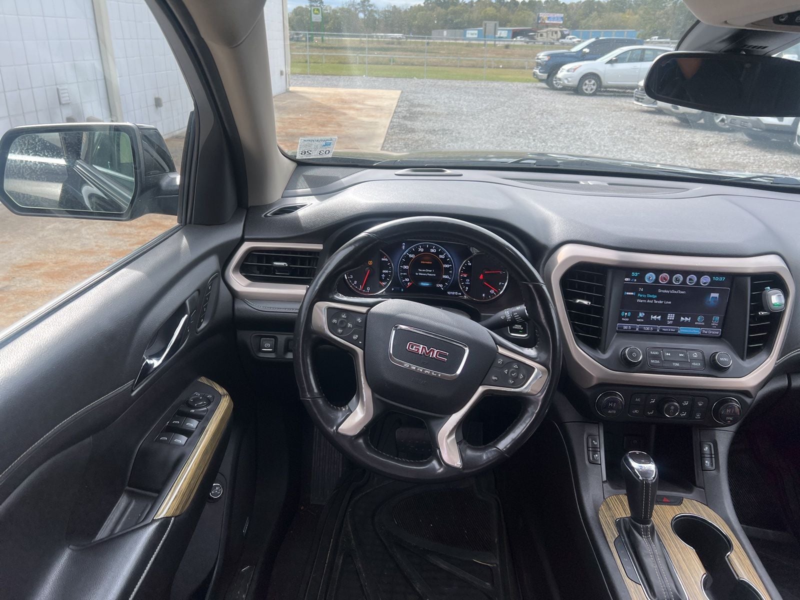 2019 GMC Acadia Denali