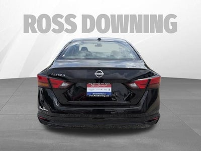 2025 Nissan Altima SV FWD