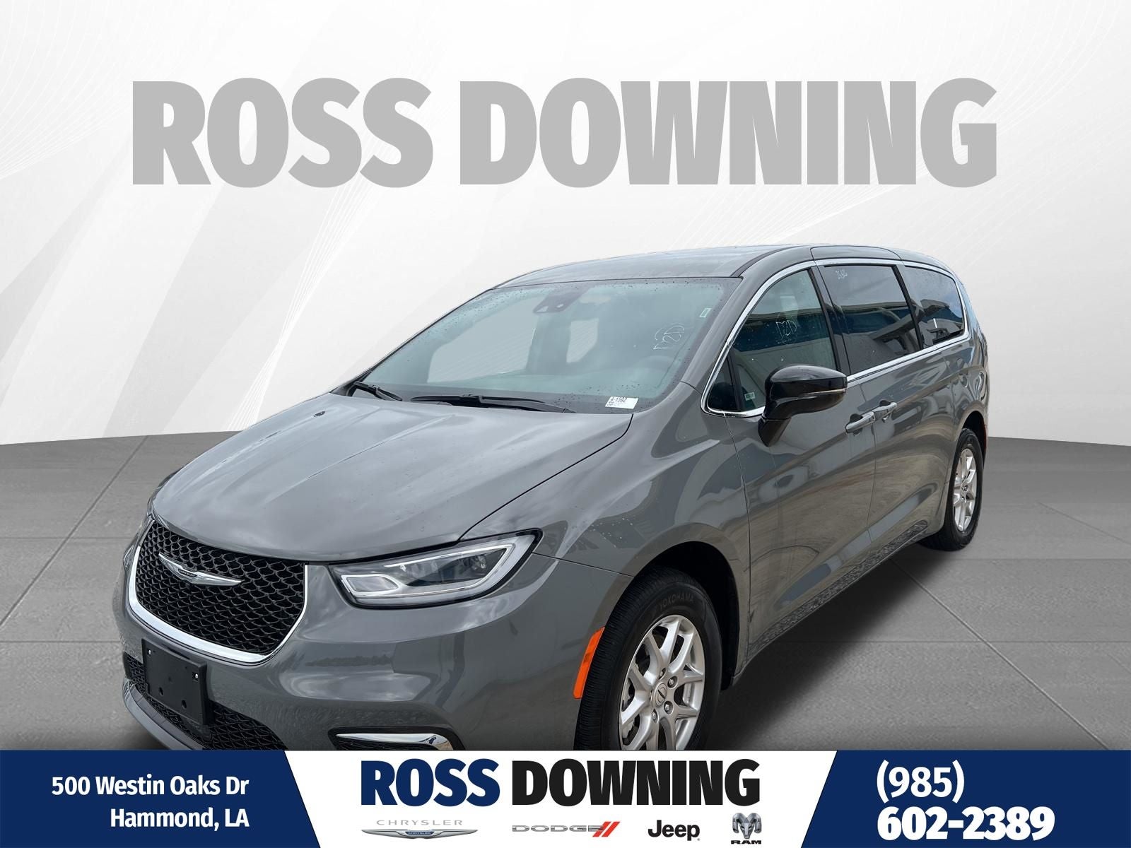 2025 Chrysler Pacifica Select