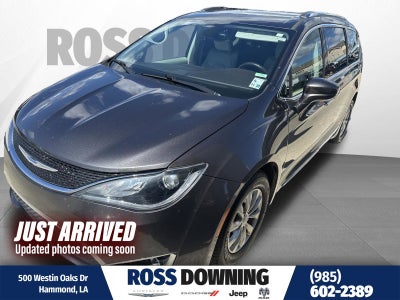 2019 Chrysler Pacifica Touring L