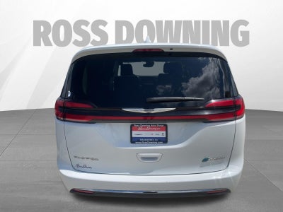 2022 Chrysler Pacifica Hybrid Touring L