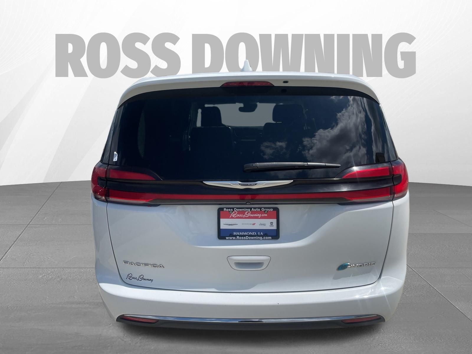 2022 Chrysler Pacifica Hybrid Touring L