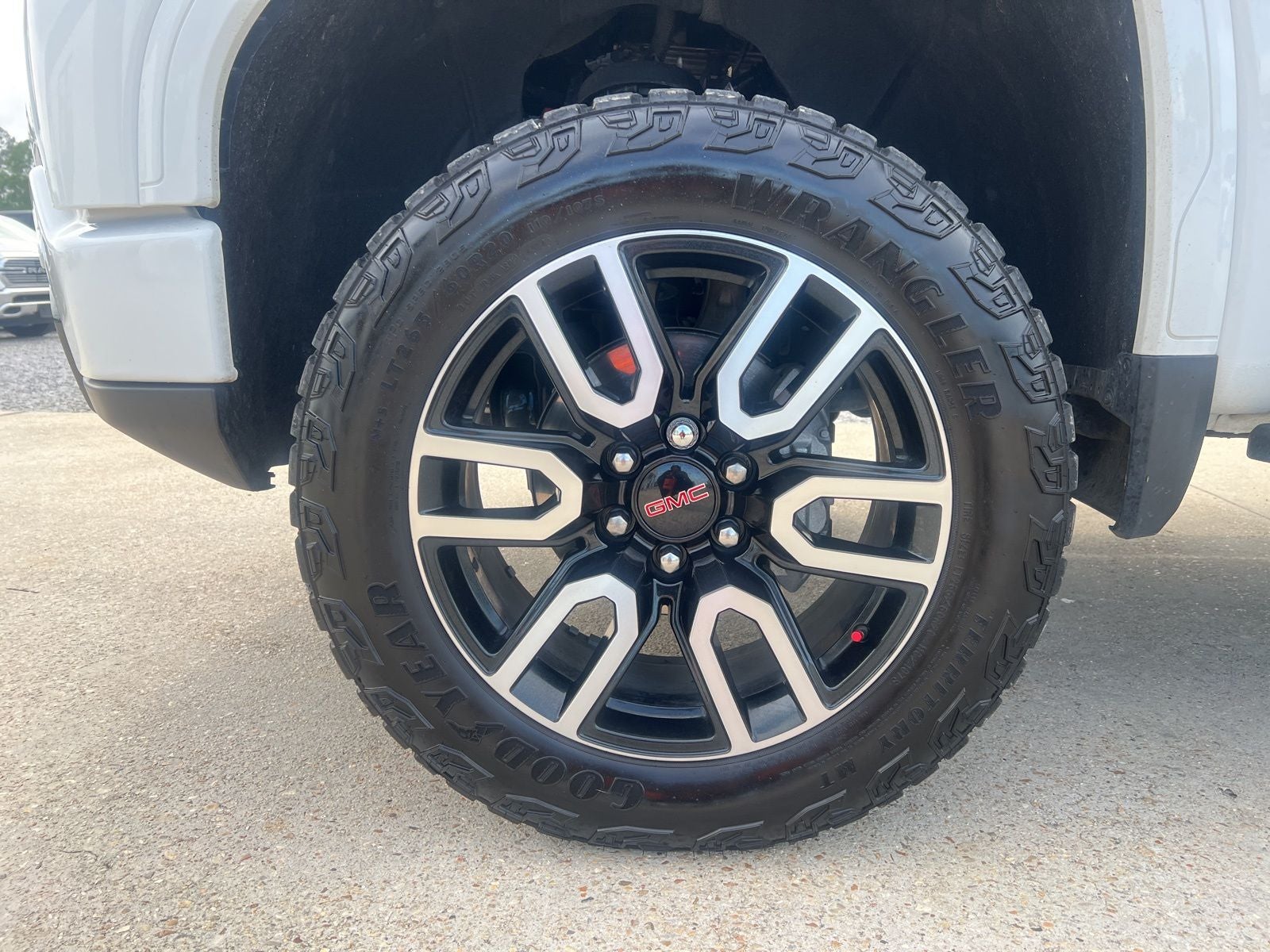 2025 GMC Sierra 1500 AT4