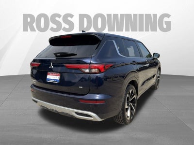 2024 Mitsubishi Outlander SE