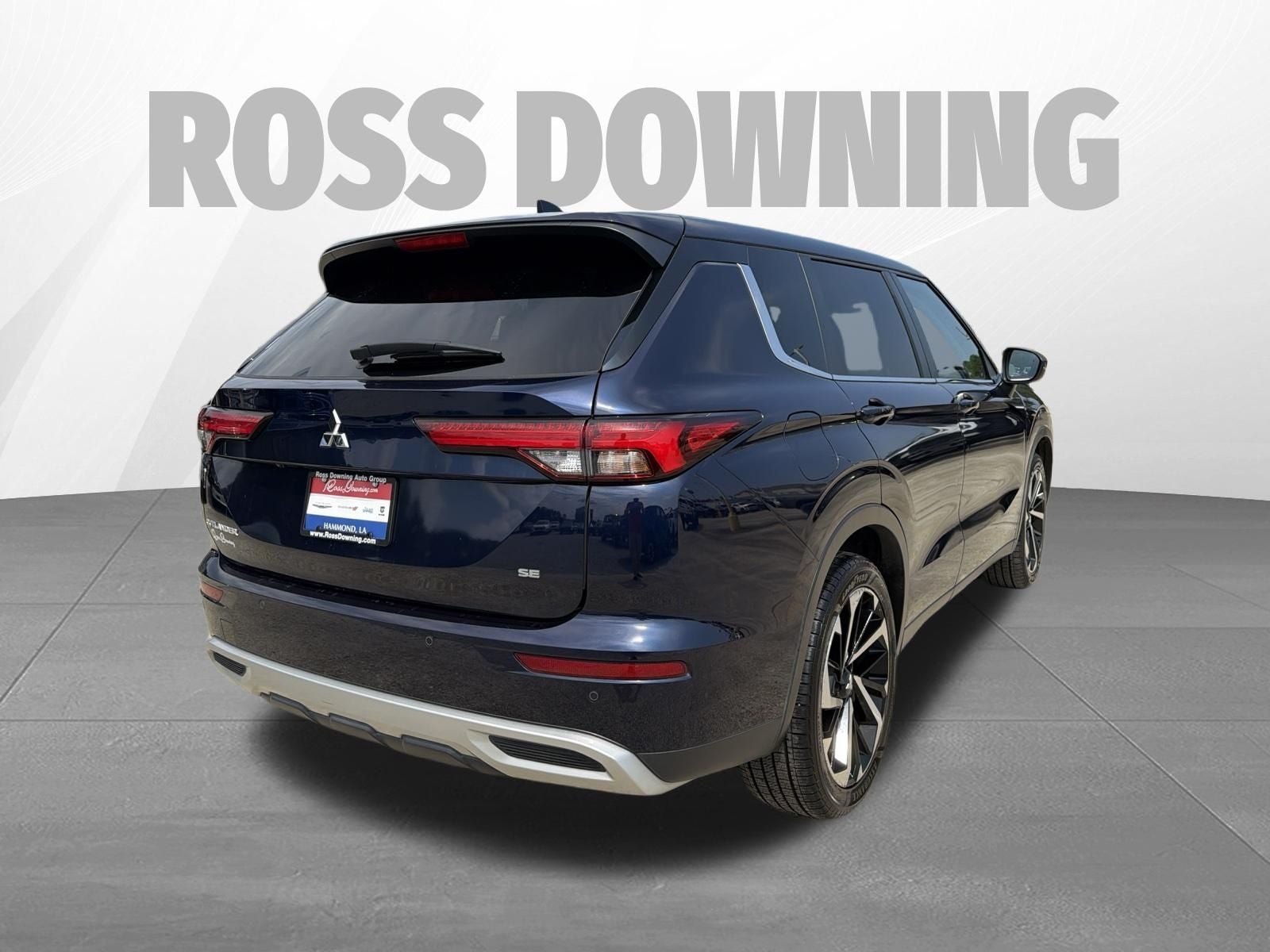 2024 Mitsubishi Outlander SE