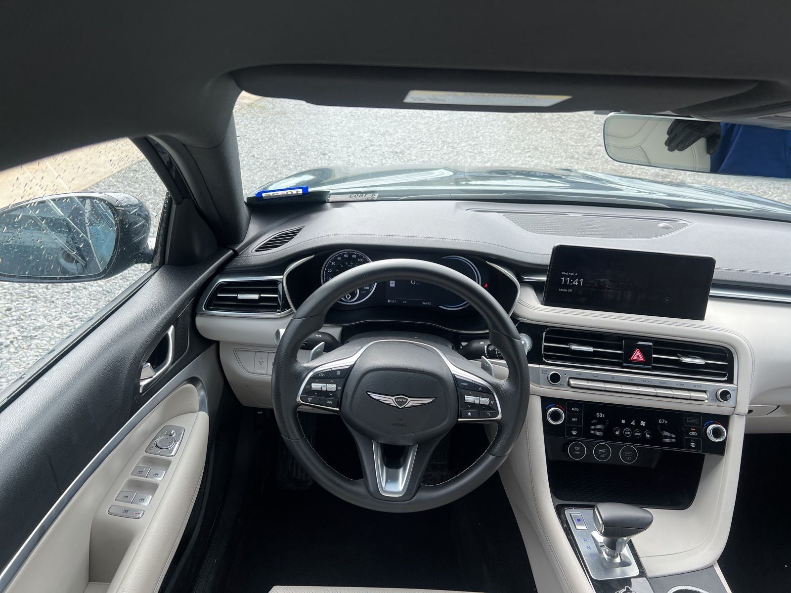 2025 Genesis G70 2.5T