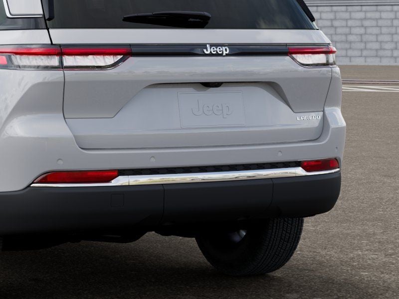 2026 Jeep Grand Cherokee Laredo X