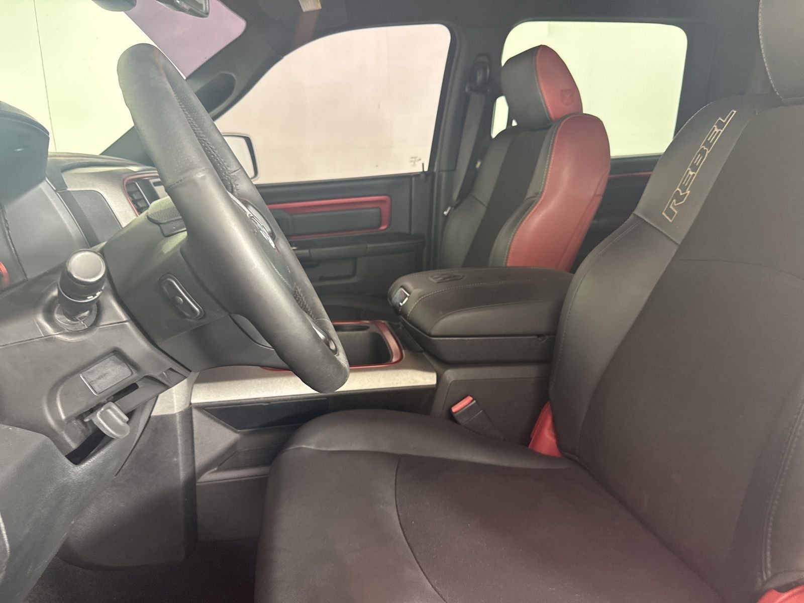 2017 RAM 1500 Rebel Crew Cab 4x4 5'7' Box