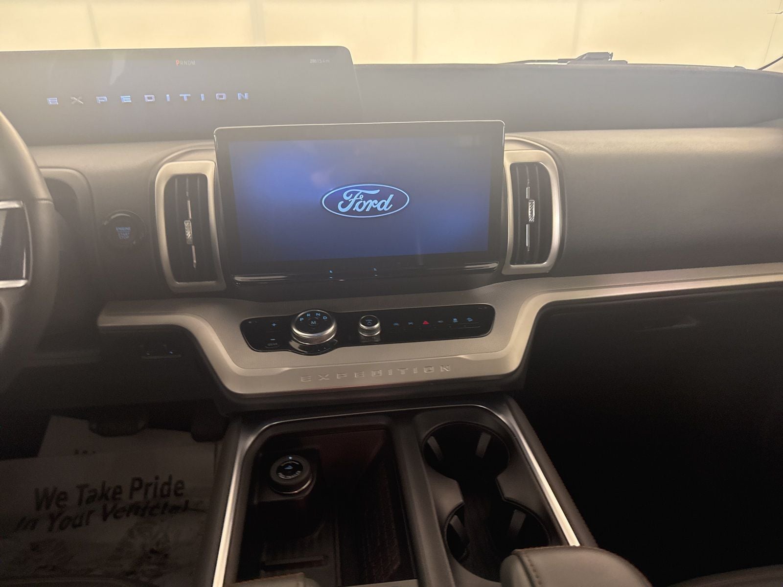 2025 Ford Expedition Active