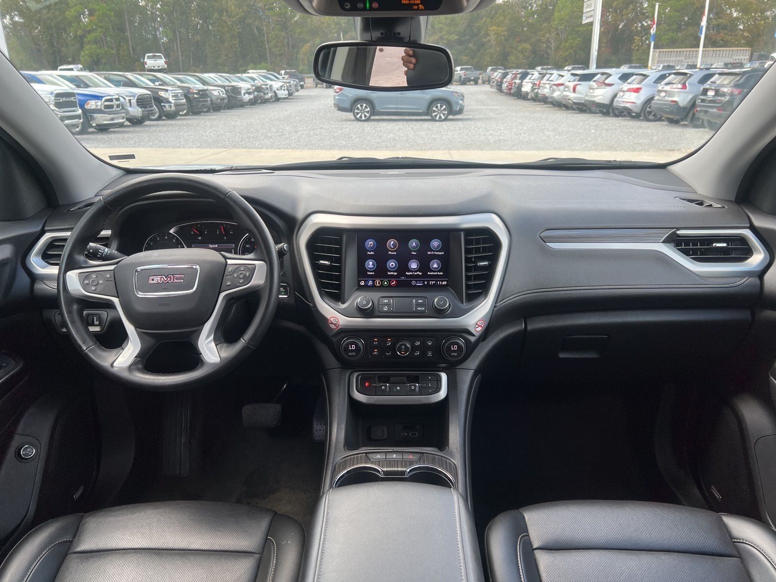 2023 GMC Acadia SLT