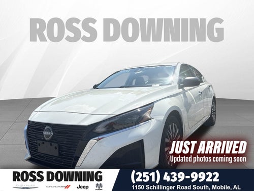 2025 Nissan Altima 2.5 SV