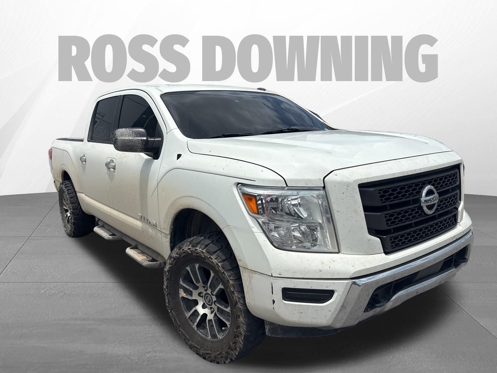 2021 Nissan TITAN Crew Cab SV 4x4