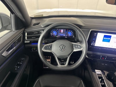 2025 Volkswagen Atlas Cross Sport 2.0T SEL Premium R-Line