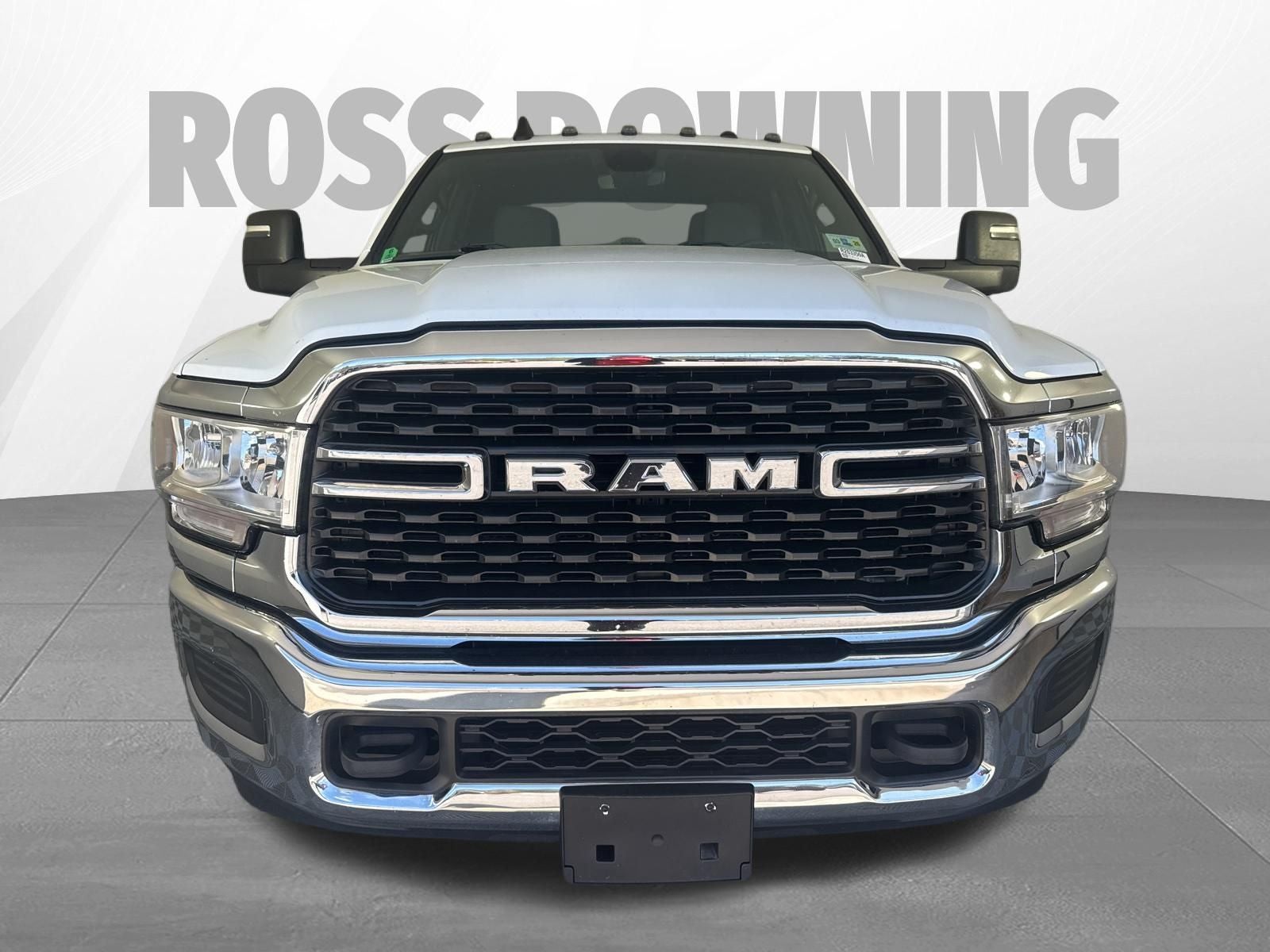 2024 RAM 3500 SLT