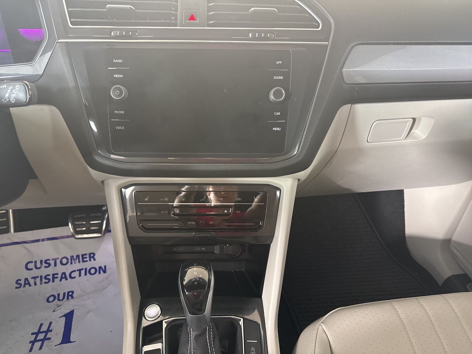 2022 Volkswagen Tiguan 2.0T SE R-Line Black