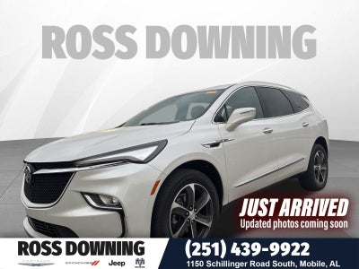 2022 Buick Enclave Essence