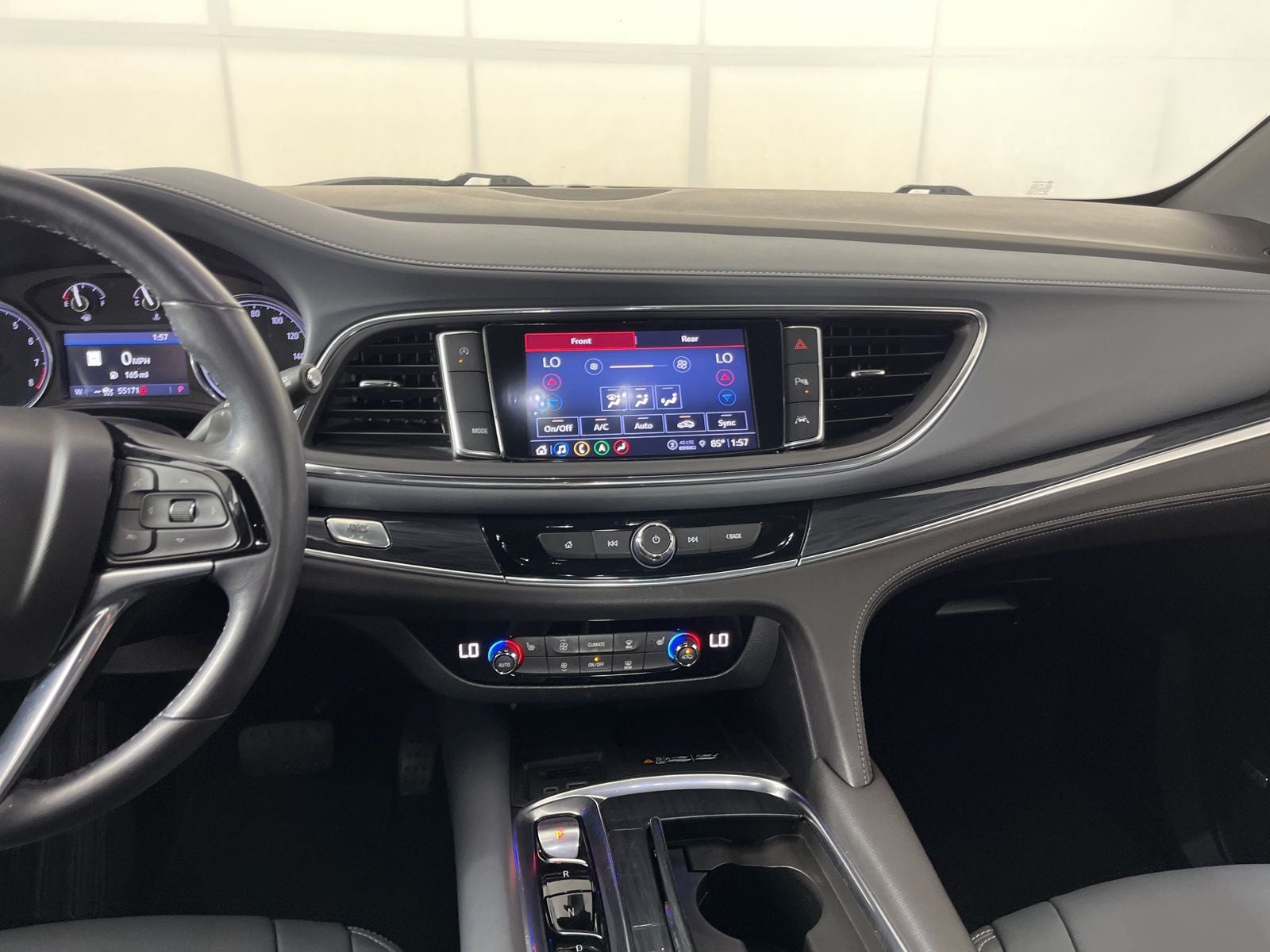 2022 Buick Enclave Essence