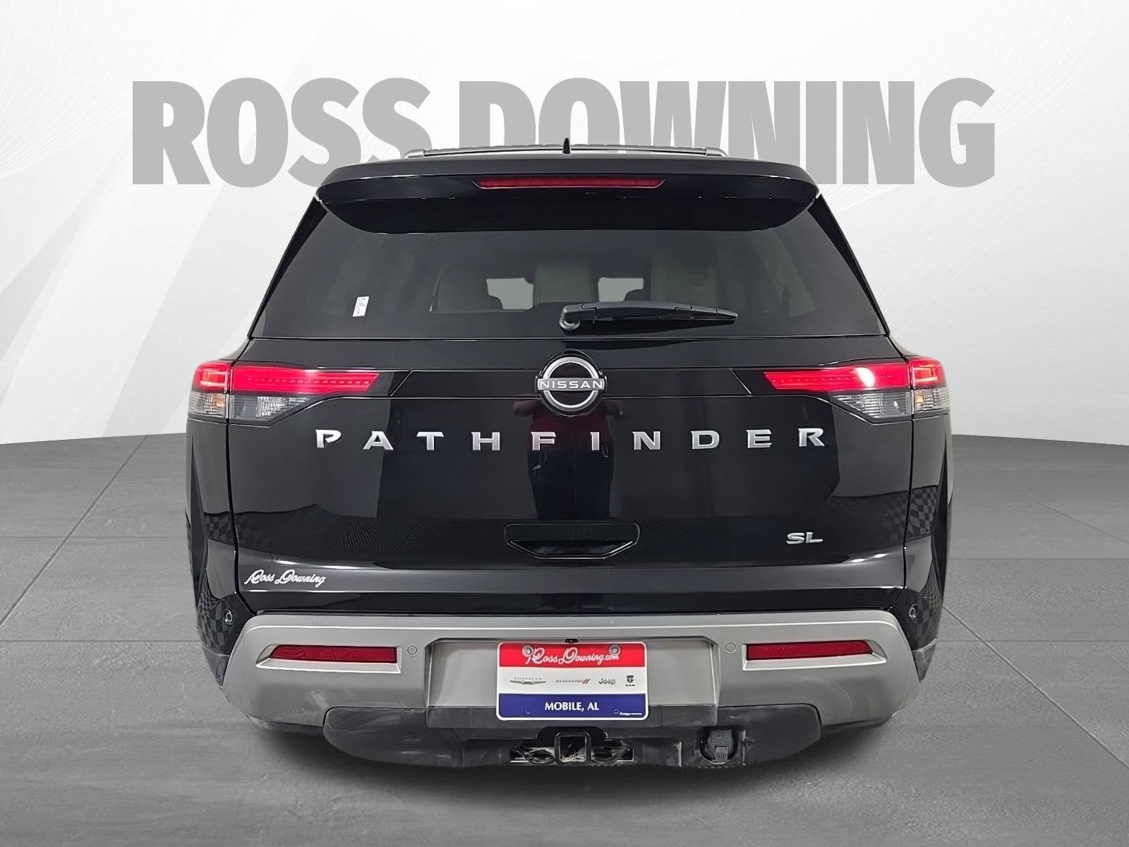 2025 Nissan Pathfinder SL