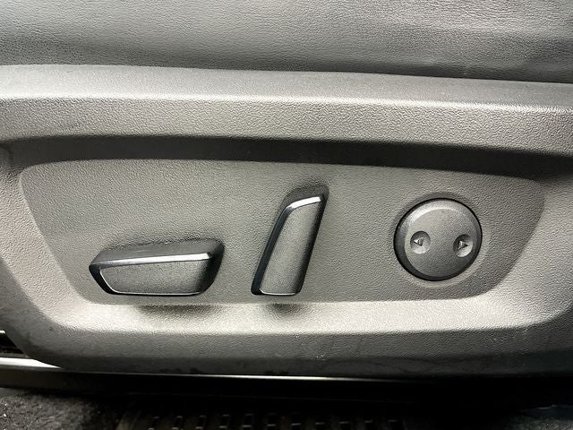 2023 Mitsubishi Outlander SEL