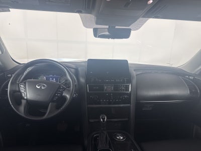 2024 INFINITI QX80 LUXE