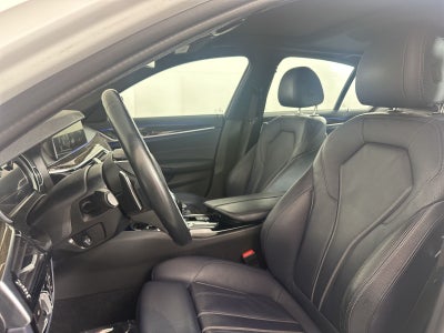 2018 BMW 5 Series 530i